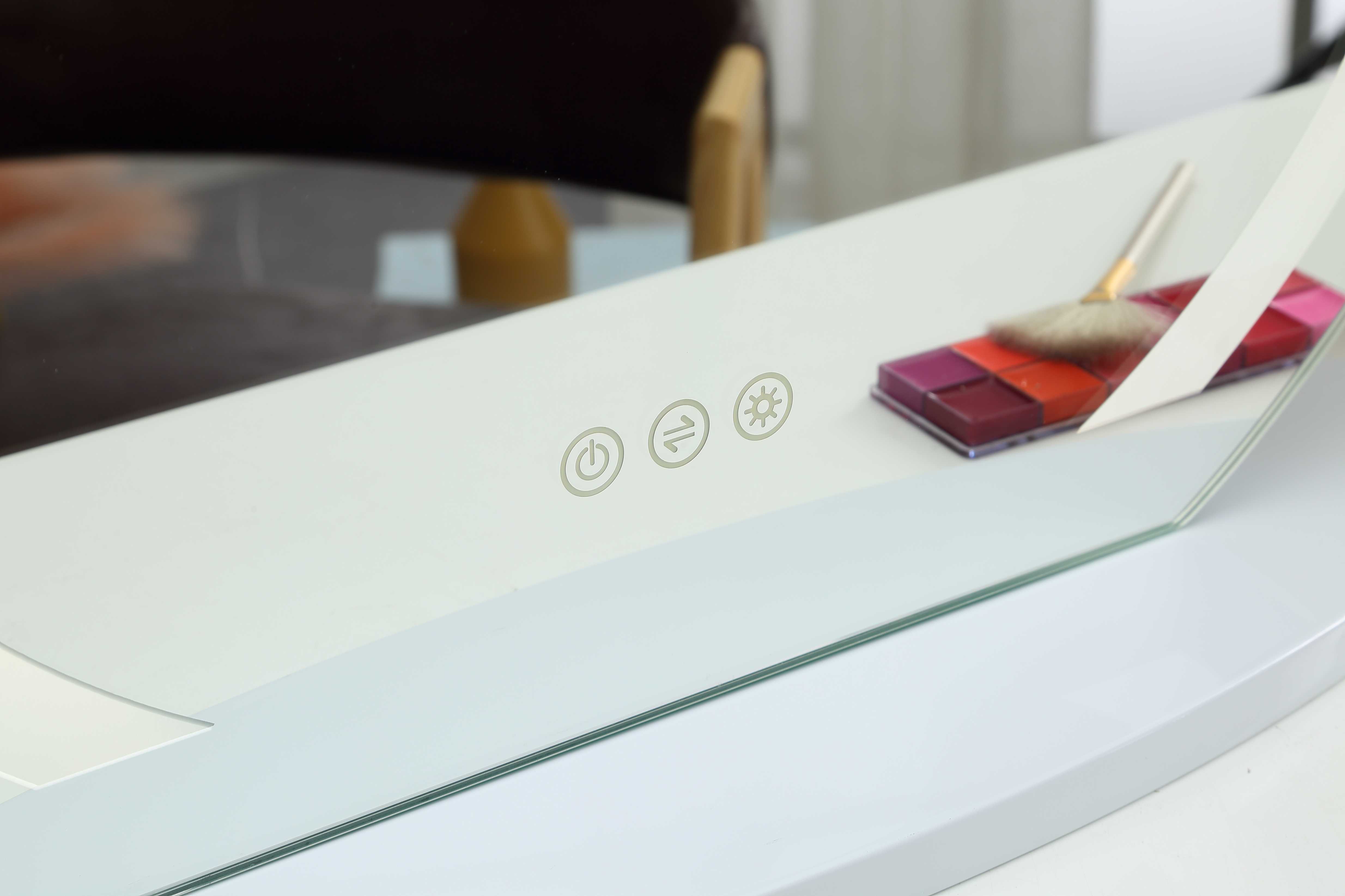 MAKEUP MIRROR                                                  YL1001-01